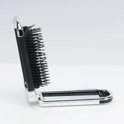 Compact Personalized Brush