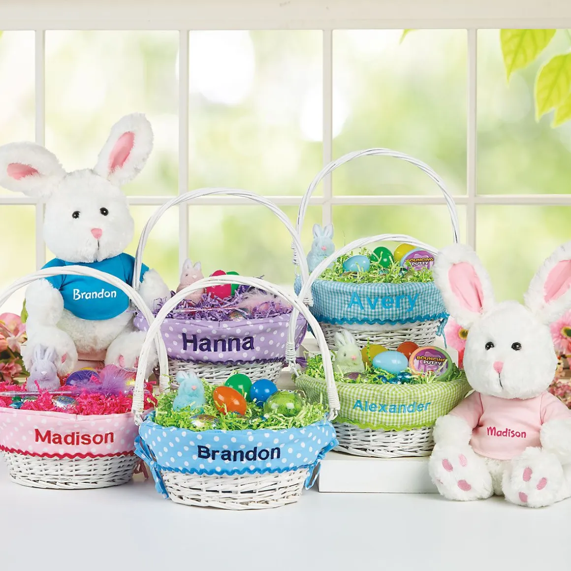 Easter Baskets with Personalized Liners