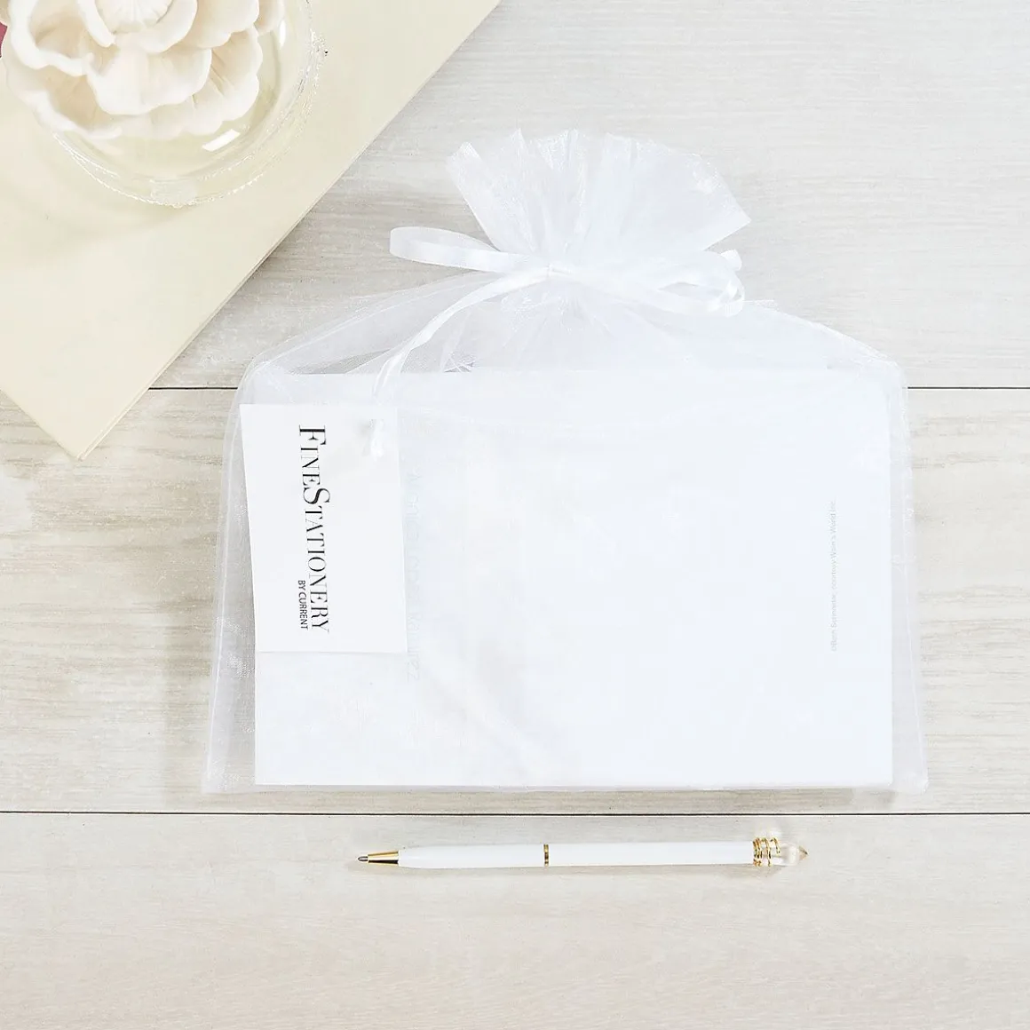 Solid Monogram Note Cards